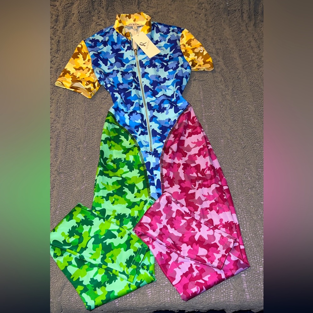 GSUWOO JUMPSUIT